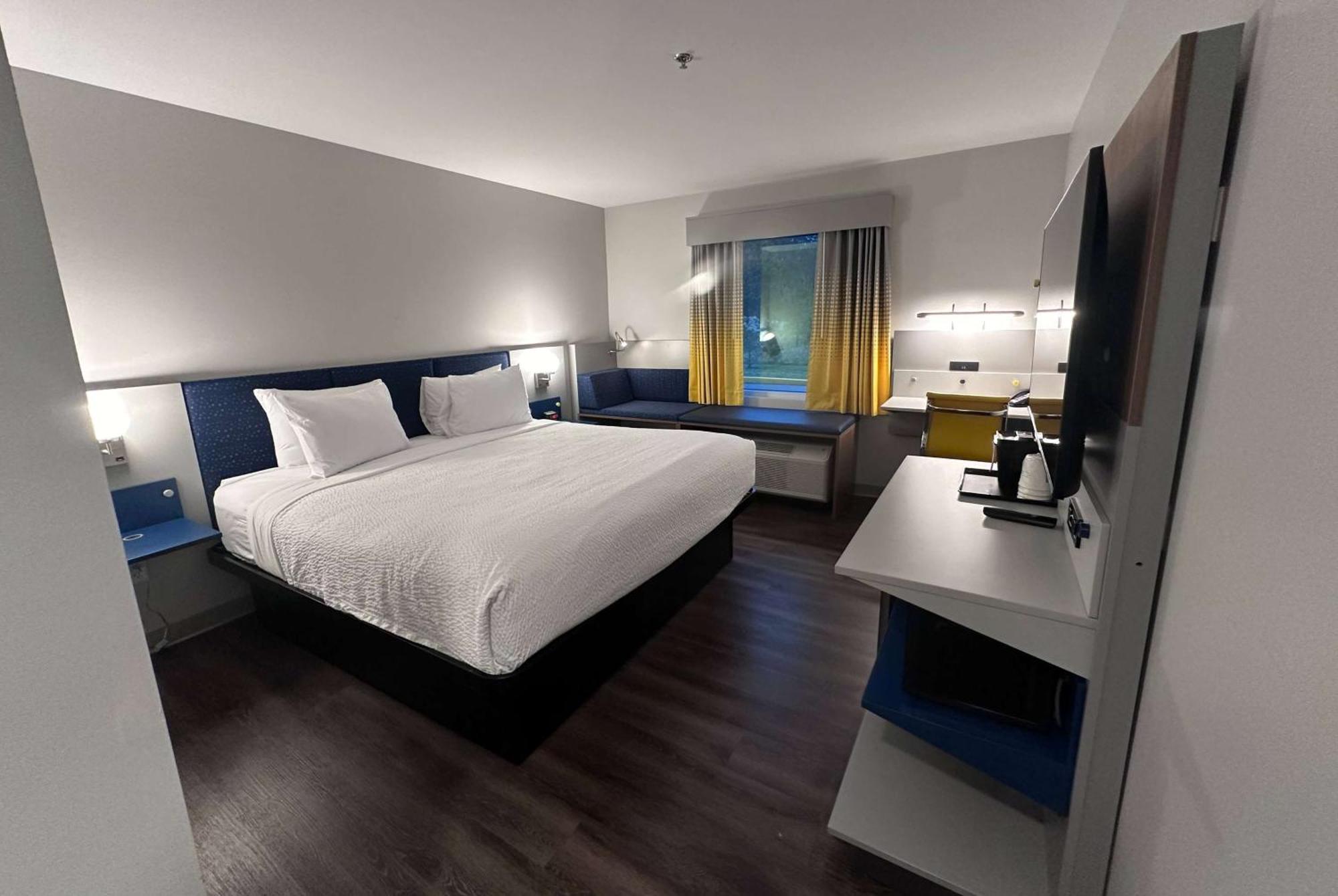 Microtel Inn & Suites By Wyndham เรอโฮโบธบีช ภายนอก รูปภาพ